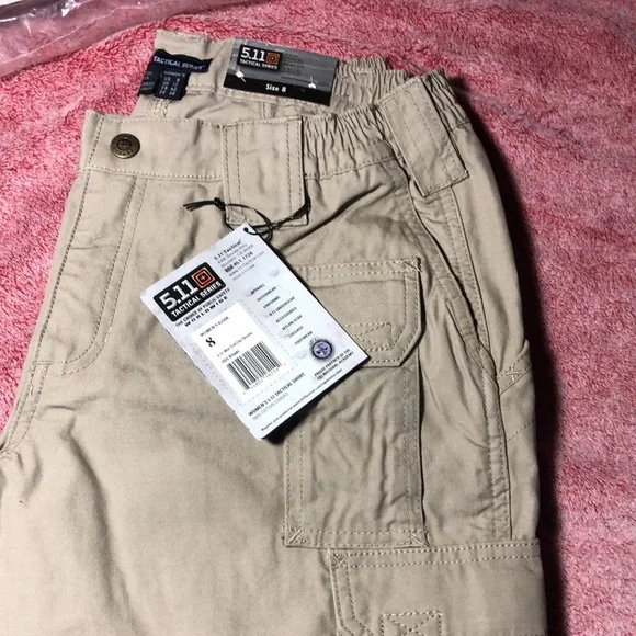 511 Tactical Shorts Womens Size 8 NEW khaki - Picture 2 of 9